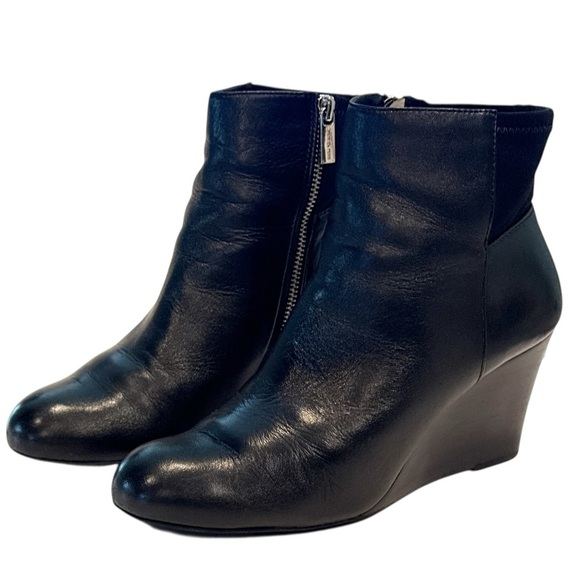 MICHAEL Michael Kors MK Logo Bromley Black Leather Wedge Ankle Bootie Boot Sz 8 - Picture 1 of 9